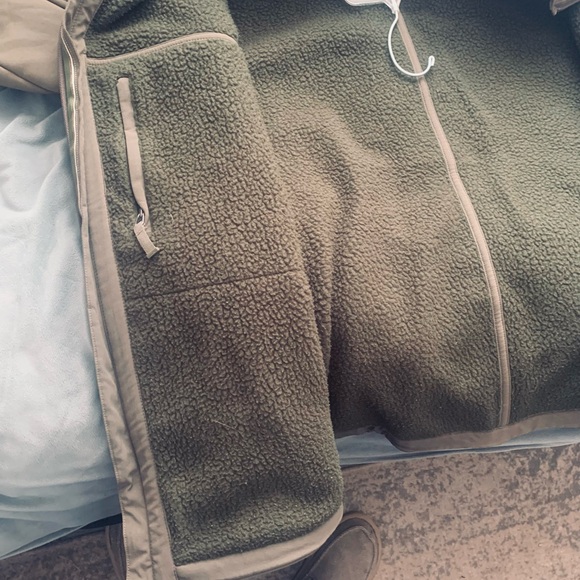 Men’s XL Patagonia shell - Picture 5 of 6